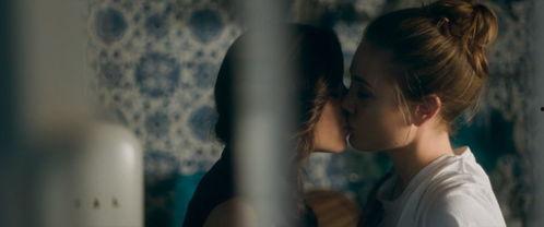 换皮在线观看,一场惊心动魄的虚拟世界冒险之旅 第2张 换皮在线观看,一场惊心动魄的虚拟世界冒险之旅 第2张